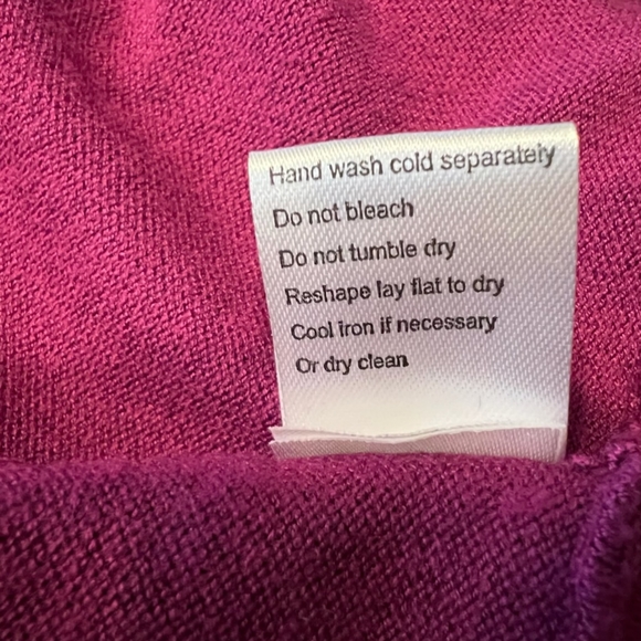 AVA SWEATER WRAP FUSCHIA SIZE MEDIUM - Picture 9 of 10